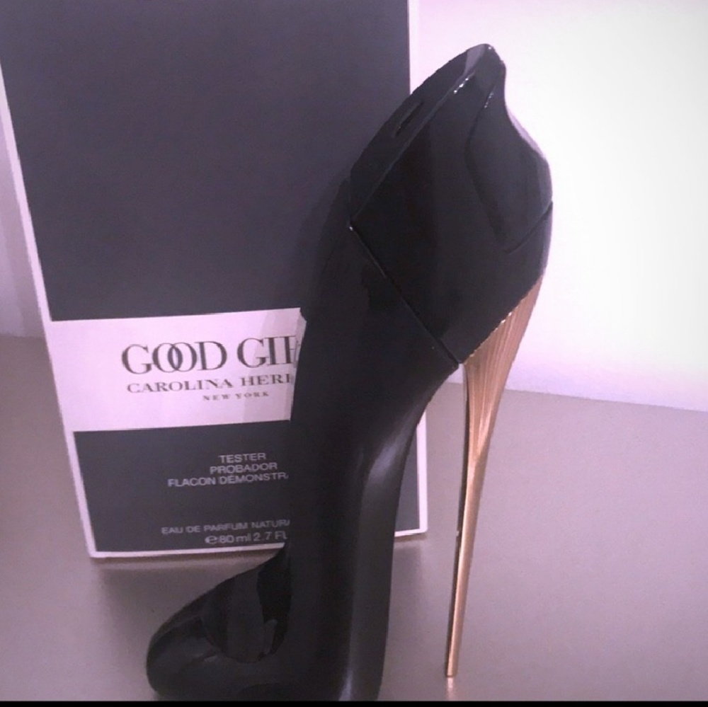 Good girl 2.7OZ  EDP  3/5 shoe